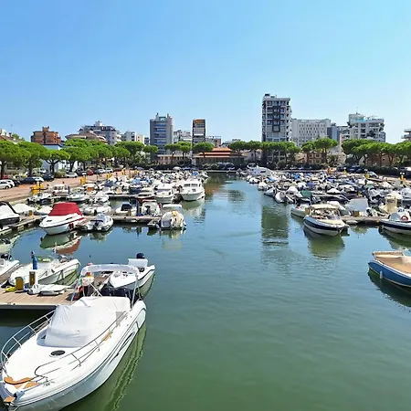 Apartment In Lignano 21649